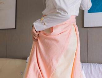 BoBoSocks袜啵啵 – 在稚予的鞋子旁，我的脚和心情都泡得发软：无圣光的套图日常