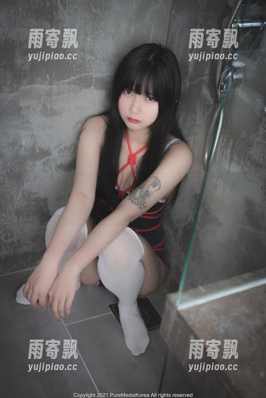 Hizzy(히지)校服在线又来了，原图中的撩人瞬间，恨不能评论‘学姐活动’！