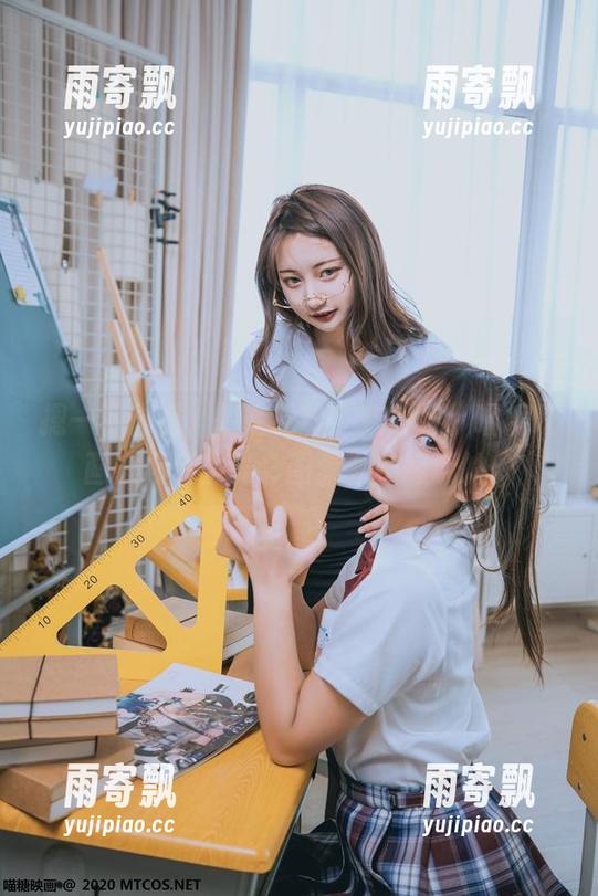 摁一下蓝裙,轻轻松松,变身蝶!喵糖映画教你无圣光套图怎么拍好玩的。 摁一下蓝裙,轻轻松松,变身蝶!喵糖映画教你无圣光套图怎么拍好玩的。