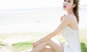 MiStar魅妍社 – 糯美子Mini的全套护士图包，不得不说，这身制服还挺有那味道的。