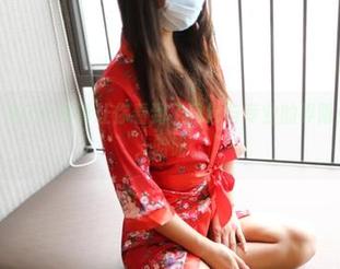 空姐制服？ROSI写真让你看到了日常与专业的界限是多么微妙，哈哈。