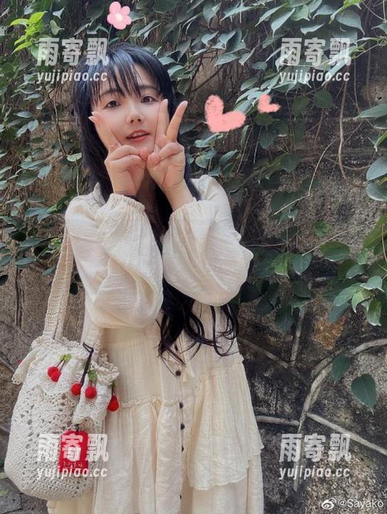 智商上线，Sayako＿今年4岁该水手服穿得也太会了吧？