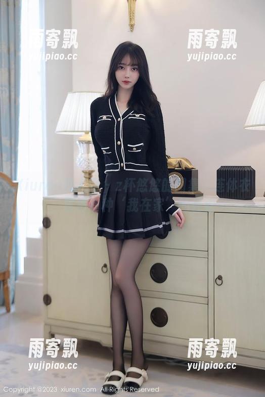 Xiuren秀人网 - z杯悠悠的图集:连体衣,居然有种‘我在家’的轻松 Xiuren秀人网 - z杯悠悠的图集:连体衣,居然有种‘我在家’的轻松
