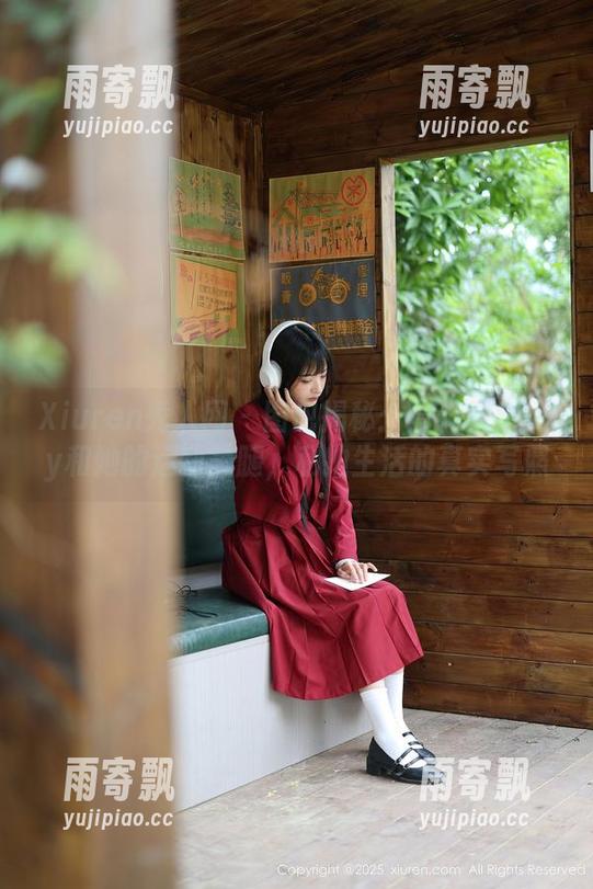 Xiuren秀人网 - 图包揭秘:周于希Sally和她的运动美腿,私拍生活的真实写照 Xiuren秀人网 - 图包揭秘:周于希Sally和她的运动美腿,私拍生活的真实写照
