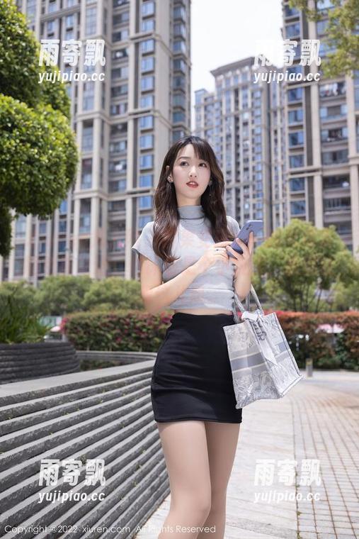 Xiuren秀人网 - 如果安琪Yee的死库水图包能说话,估计也是个小叛徒,偏偏往我这儿飘。 Xiuren秀人网 - 如果安琪Yee的死库水图包能说话,估计也是个小叛徒,偏偏往我这儿飘。
