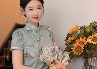 Xiuren秀人网 – 校服，这一不被重视的经典！陈茜妮zoe的图片合集，重新定义了它。