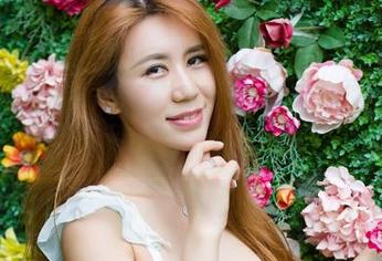 YouWu尤物馆 – 女仆也能搞事情！Amrita贞贞在原图中演绎带点俏皮的优雅。