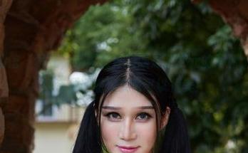 YouWu尤物馆 – 拜托，别再说体操服是二次元的专利，艾小青用高清资源证明现实也可以很美！