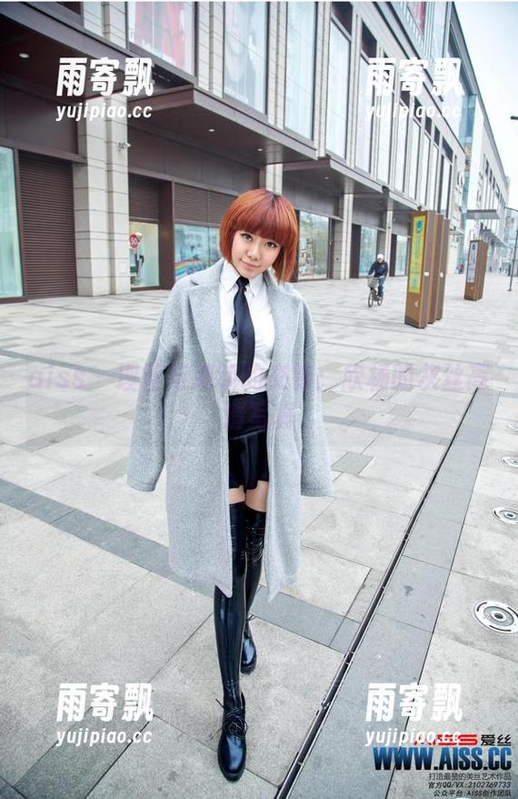 aiss - 理智与冲动的交锋:欣杨的灰丝高清写真 aiss - 理智与冲动的交锋:欣杨的灰丝高清写真