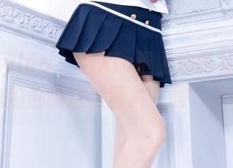 beautyleg – 当Xin遇上绚丽礼服——我们都被这张图片“服”了！