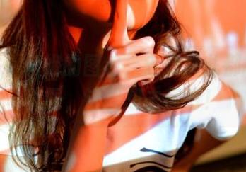pans – 薇妮的图包，走到哪儿都能摸到美丽，让我想去旅行！