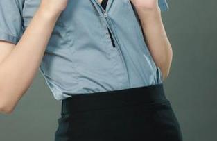 丽柜 – 桃子的水手服写真，你能想象图包里的所有角落有多丰富吗？