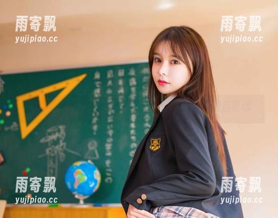 免费美图:亚马逊鲶鱼撇下工作,玩转下班后星球 免费美图:亚马逊鲶鱼撇下工作,玩转下班后星球