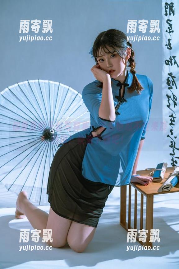 你夏夏的天台写真集:云朵也忍不住来凑热闹!快来下载吧! 你夏夏的天台写真集:云朵也忍不住来凑热闹!快来下载吧!