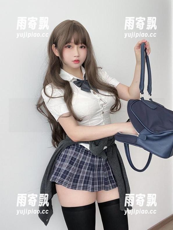 好想说依依超级懒的黑白让人目不转睛,还能直接下载,完美! 好想说依依超级懒的黑白让人目不转睛,还能直接下载,完美!