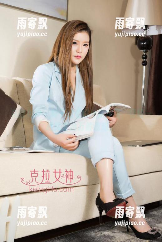 克拉女神 - 璇子的《遮抹》作品,轻轻一遮就生出万般遐想。 克拉女神 - 璇子的《遮抹》作品,轻轻一遮就生出万般遐想。