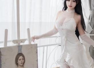 拿掉小仓千代w的名字，直接看全套大凤礼服图片，这得是战略性迷惑吧？