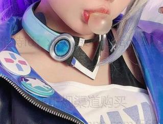 漫步厨房的小瑶幺幺，厨娘写真合集，全程啤酒加配菜，但她只负责拍照，哈哈！