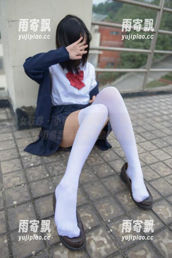 少女秩序 - 小满的高清图册:这睡衣,私密得像我深夜吃零食的姿态! 少女秩序 - 小满的高清图册:这睡衣,私密得像我深夜吃零食的姿态!