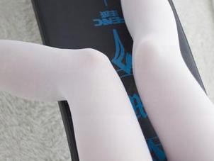 少女秩序 – 小鱼的礼服图集更新，谁能拒绝这种尴尬的优雅呢？