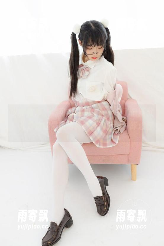 少女秩序 - 鹿可的校服作品,来了最新款!光是这眩晕的清纯就让人感到一阵心虚。 少女秩序 - 鹿可的校服作品,来了最新款!光是这眩晕的清纯就让人感到一阵心虚。