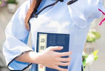 尤果网 – 免费在线欣赏谭晓彤的裸足美图，配上很多个“哇哦”的不解释！