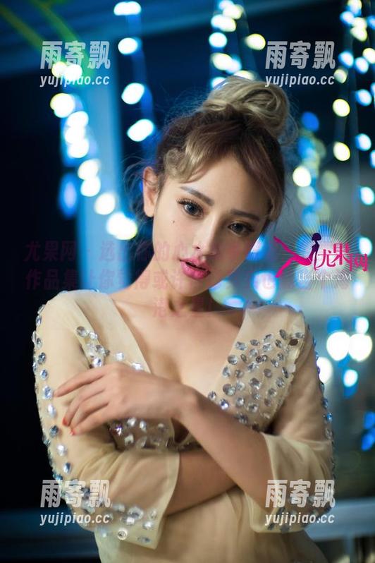 尤果网 - 选出你的心水水手服吧!雯雯的作品集让你觉得或许自己其实也能当个海港之星! 尤果网 - 选出你的心水水手服吧!雯雯的作品集让你觉得或许自己其实也能当个海港之星!