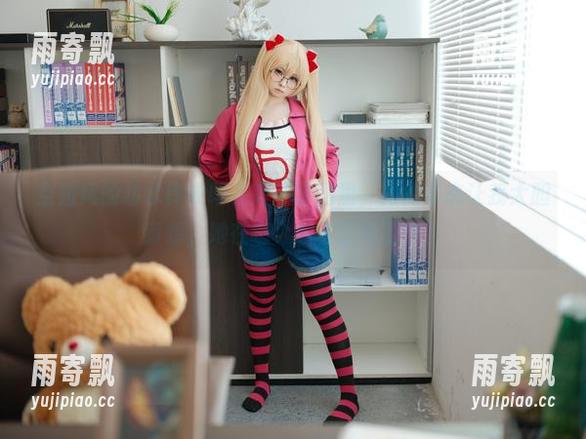 空姐风的幼水铃衣印在高清套图里,她的姿态让我大胆猜想,她在哪个航空公司工作? 空姐风的幼水铃衣印在高清套图里,她的姿态让我大胆猜想,她在哪个航空公司工作?