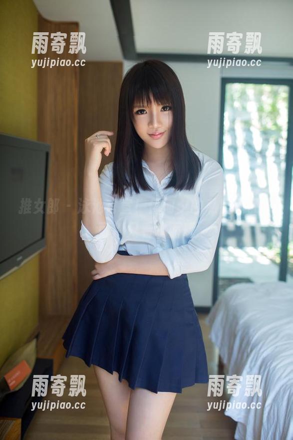 推女郎 - 泳池官宣!何何夕的私房作品,可别只看水面哦 推女郎 - 泳池官宣!何何夕的私房作品,可别只看水面哦