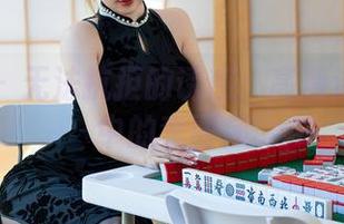 星颜社 – 无法抗拒的诱惑：高清泳衣作品中的李丽莎