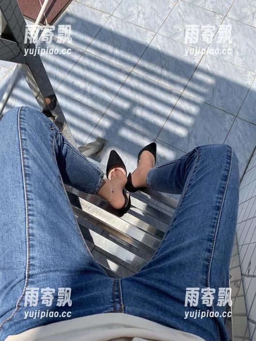 微密圈 - 桃脱了的精选写真,让连衣裙在空气中舞动 微密圈 - 桃脱了的精选写真,让连衣裙在空气中舞动
