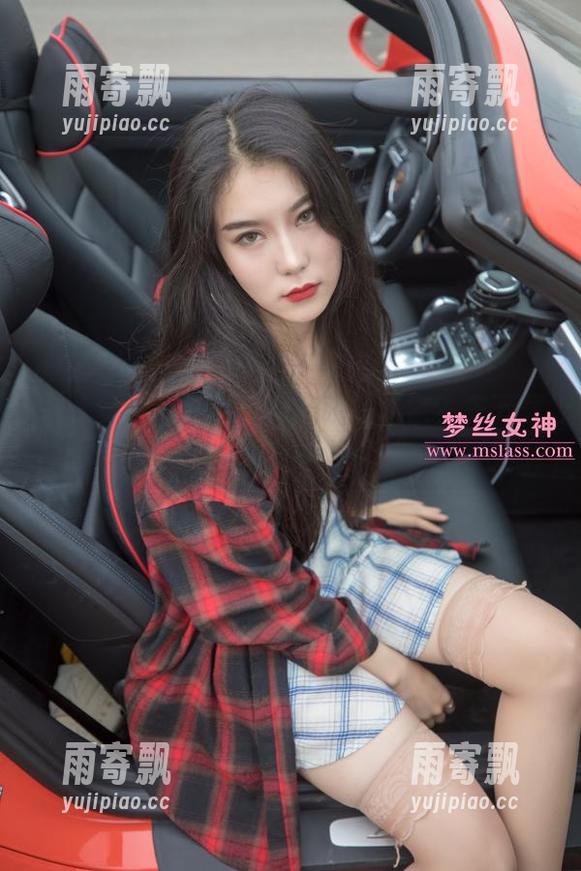 梦丝女神 - 干嘛老问晓晓的秘密？先下载作品集再说！