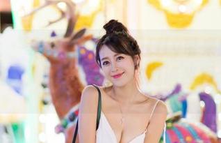 爱蜜社 – 等不及了！莉莉Lily带来的免费蕾丝图片，每一张都像在邀请我探个究竟。