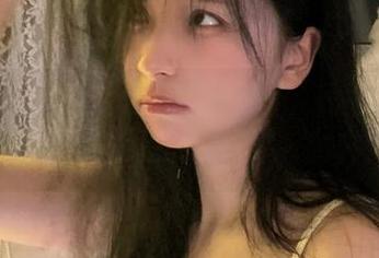 当特软儿Sona的睡衣变成了我的福利幻想，图包分分钟引发小火灾！
