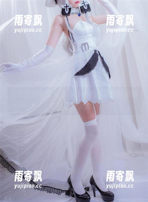 从未想过的猫九酱裤脚,私拍里的粉色睡衣原图征服我。 从未想过的猫九酱裤脚,私拍里的粉色睡衣原图征服我。