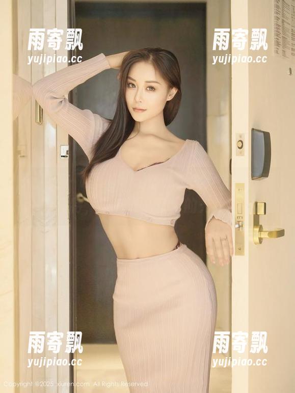 秀人网 - 哦,Elise谭晓彤的女友作品真独特,哪有这么省电的光线! 秀人网 - 哦,Elise谭晓彤的女友作品真独特,哪有这么省电的光线!