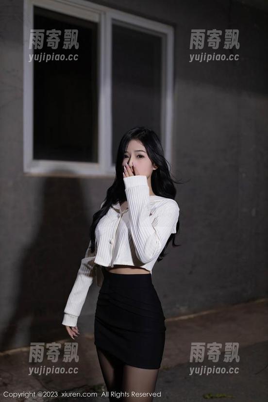 秀人网 - 安然儿出马:牛仔美腿,让你欲罢不能的资源。 秀人网 - 安然儿出马:牛仔美腿,让你欲罢不能的资源。