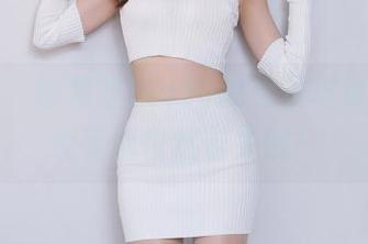 秀人网 – 徐莉芝Botty的裸足写真，不在线可能怅然若失哦！
