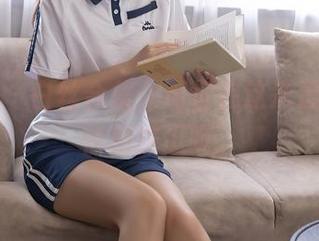 秀人网 – 白丝合集，葛征在这次透着点自信和挑逗呢。