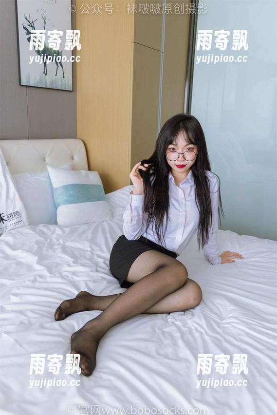 袜啵啵 - 合集:稚予的珠光咖丝,发现了一些不可思议的角落… 袜啵啵 - 合集:稚予的珠光咖丝,发现了一些不可思议的角落…