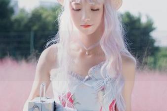 最新照片，西瓜少女的教室时光，真让人想念学生时代啊～
