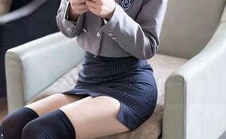 语画界 – 精选图库来了，玥儿玥的制服可是值得放大查看的哦！
