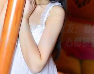 雪琪SAMA和她的猫耳女友：最新写真集，完全是意外的温柔吧，心都被融化了。