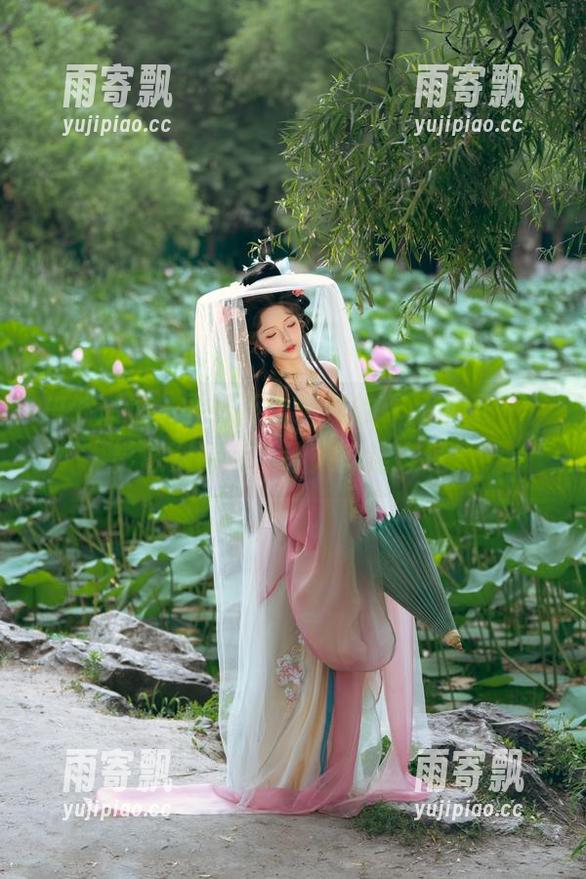 户外溜达,雯妹不讲道理的作品就是一个影像资源库,让人流连忘返。 户外溜达,雯妹不讲道理的作品就是一个影像资源库,让人流连忘返。