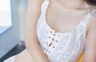 青豆客 – 颖莹儿YY的礼服写真：穿上这件，我也想当红妹子，谁来告诉我剧本在哪？