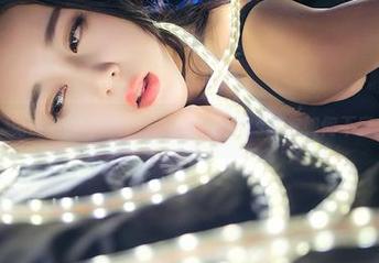 青豆客 – 免费和服写真？黄歆苑chobits教你如何不穿才显气质