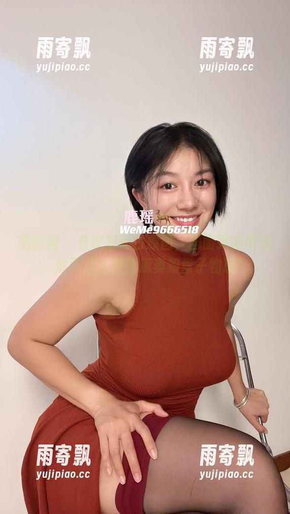 微密圈 - 看鹿瑶黑白原图,画面如此简约,反而让人感到深奥如量子物理… 微密圈 - 看鹿瑶黑白原图,画面如此简约,反而让人感到深奥如量子物理…